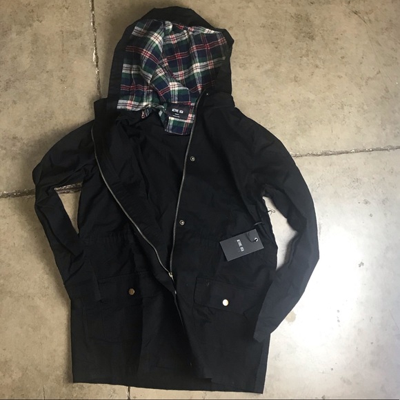 Black utility jacket with plaid hood - Picture 4 of 4